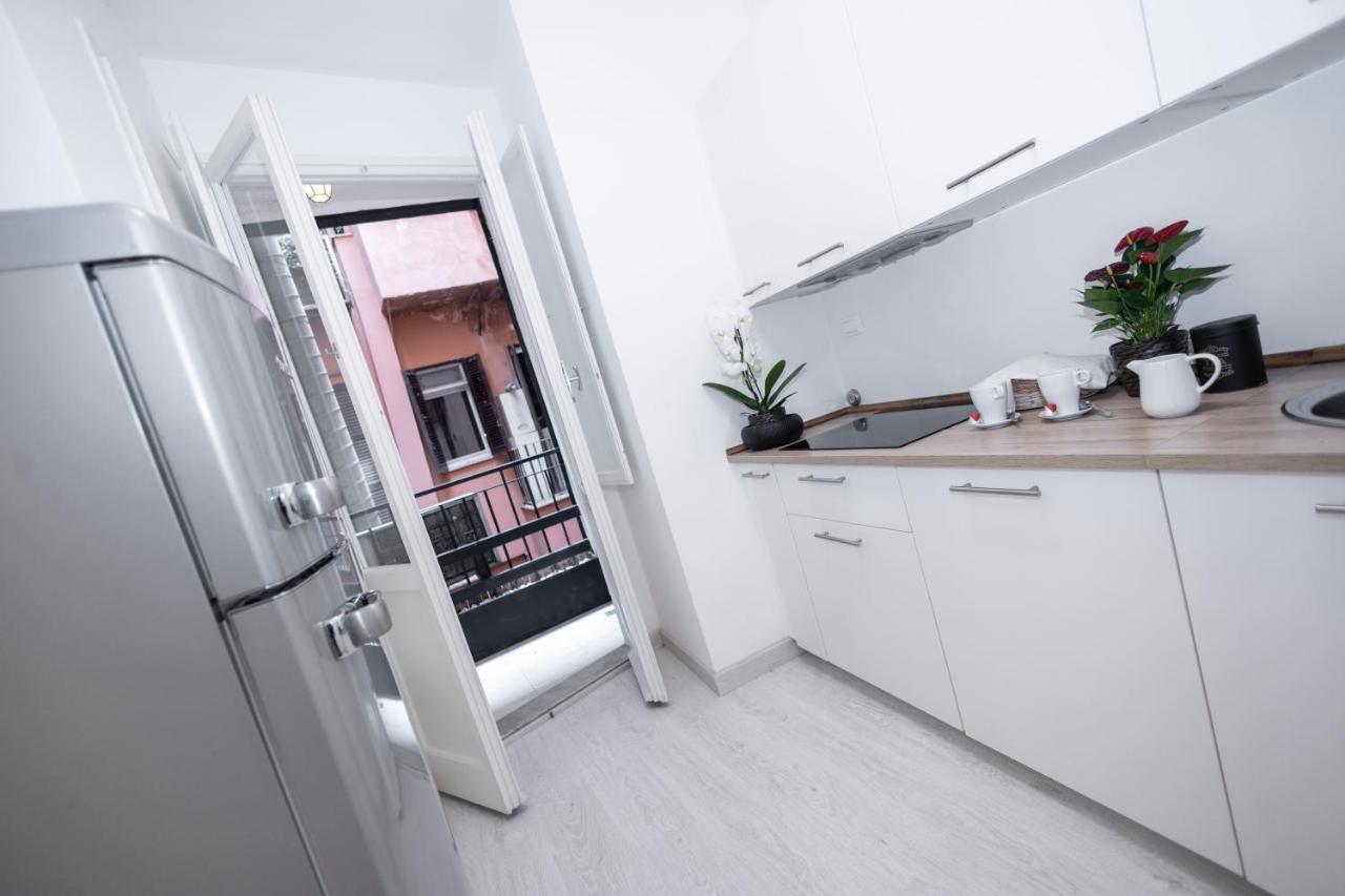 Via Del Babuino 192 Superior Suite Roma Exterior foto